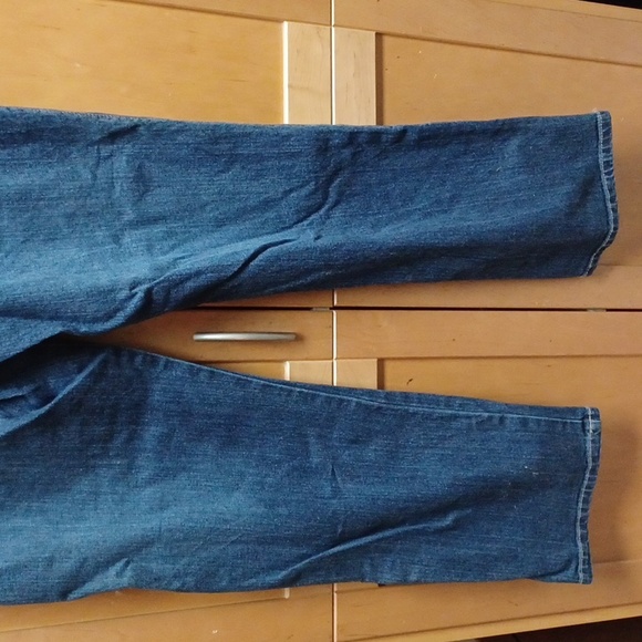 Lee Jeans - Picture 5 of 6